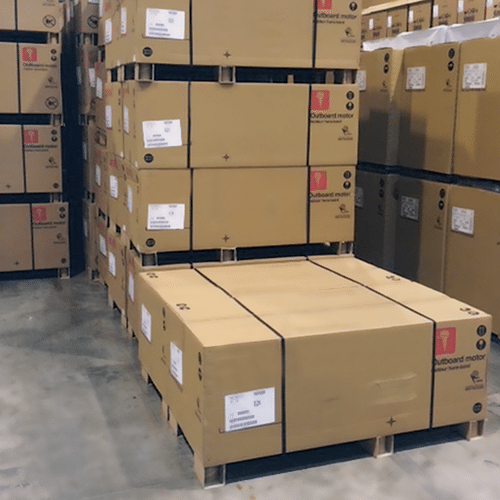 Pallruns attached directly to corrugated boxes